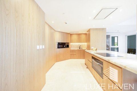 Apartmen di Palm Jumeirah, Dubai, UAE 3 bilik tidur, 442.87 meter persegi № 403218 - foto 5