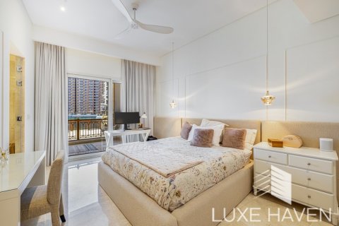 Apartmen di Palm Jumeirah, Dubai, UAE 3 bilik tidur, 442.87 meter persegi № 403218 - foto 14