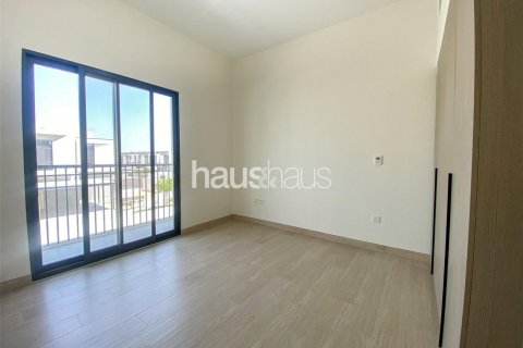 Townhouse in Al Furjan, Dubai, UAE 3 bedrooms, 254 sq.m. № 625935 - photo 11
