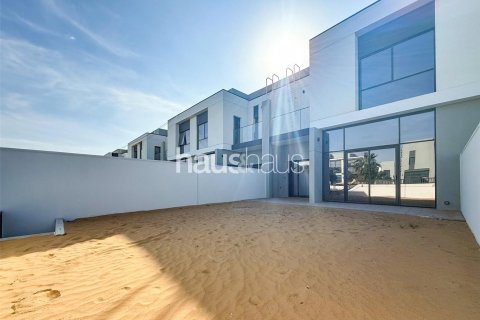 Townhouse in Al Furjan, Dubai, UAE 3 bedrooms, 254 sq.m. № 625935 - photo 14