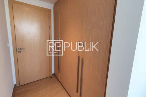 Apartamento para venda em Yas Island, Abu Dhabi, EAU 4 quartos, 279.6 m2 № 252331 - foto 16