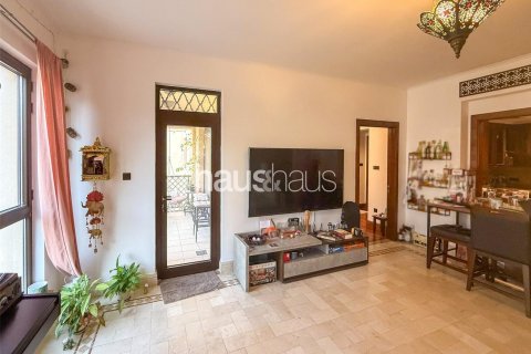 Apartmen di Old Town, Dubai, UAE 1 bilik tidur, 90 meter persegi № 626201 - foto 5