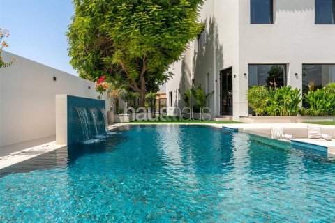 Vila di Jumeirah Golf Estates, Dubai, UAE 5 bilik tidur, 562 meter persegi № 626200