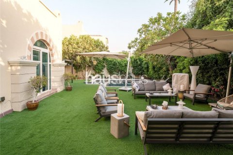 Vila u gradu Dubai Sports City, UAE 5 spavaće sobe, 325 m2 Br. 626198 - Slika 26
