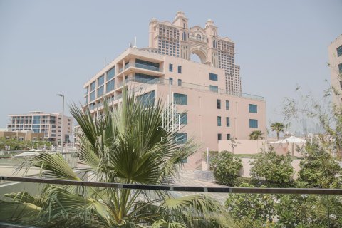 Villa in The Marina, Abu Dhabi, UAE 5 bedrooms, 551 sq.m. № 533216 - photo 20