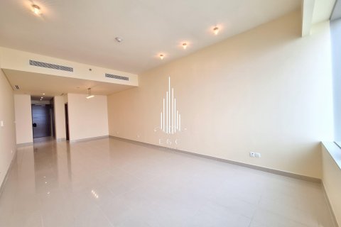 דירה להשכרה ב Corniche Road, Abu Dhabi, איחוד האמירויות  4 חדרי שינה, 219 מ"ר, מספר 533157 - תמונה 3