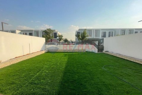 Villa Al Furjan, Dubaijā, AAE 3 istabas, 238 m2 Nr. 563251 - attēls 8