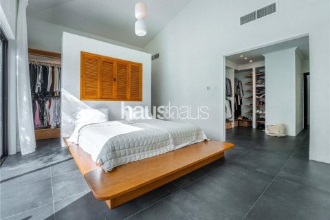 Villa en venta en Dubai Investment Park, Dubai, EAU 4 dormitorios, 390 m2 № 625210 - foto 19
