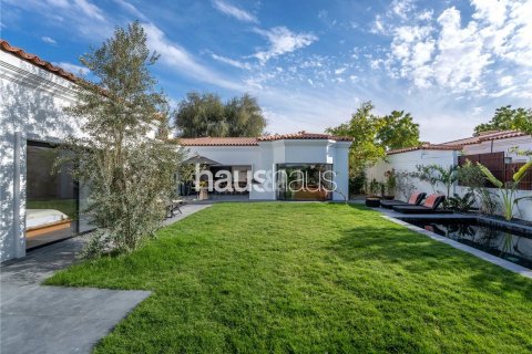 Villa en venta en Dubai Investment Park, Dubai, EAU 4 dormitorios, 390 m2 № 625210 - foto 12