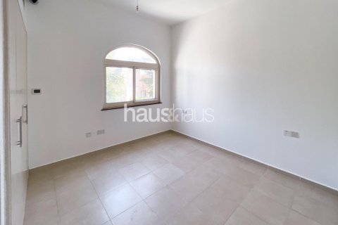 Villa Dubai Sports Cityjā, AAE 5 istabas, 325 m2 Nr. 625211 - attēls 13