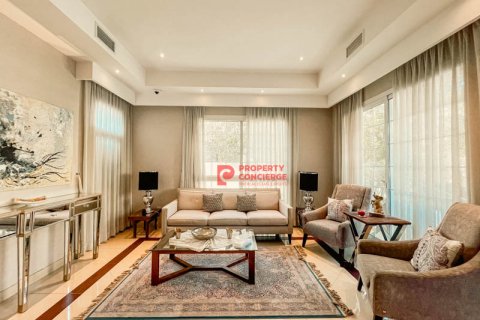 Villa itt: Mudon, Dubai, EAE, 5 hálószoba, 816 m², azonosító: 542167