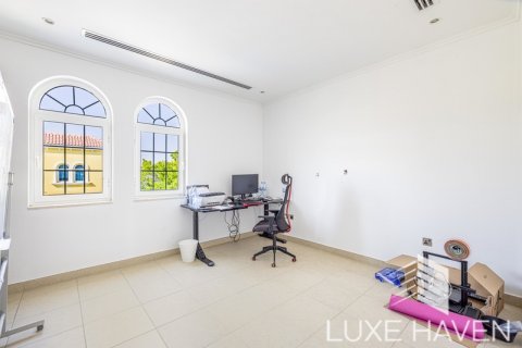 Vilă de închiriat în Jumeirah Park, Dubai, EAU 3 dormitoare, 327.67 mp.  №412237 - poză 11