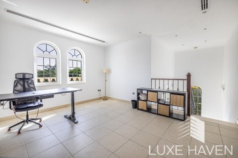 Vilă de închiriat în Jumeirah Park, Dubai, EAU 3 dormitoare, 327.67 mp.  №412237 - poză 8