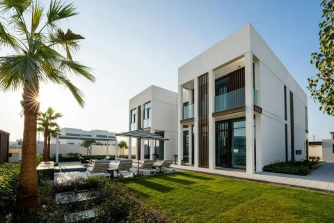 Abu Dhabi, UAE의 판매용 상업용 부동산 침실 5개, 1548제곱미터 번호 384981 - 사진 1