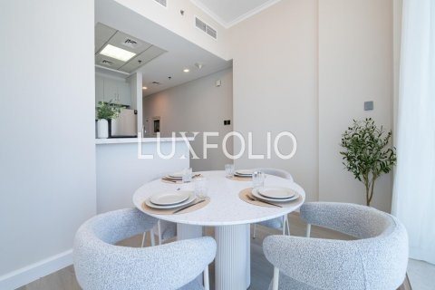 Apartmen di Dubai Marina, UAE 1 bilik tidur, 77 meter persegi № 628054 - foto 4