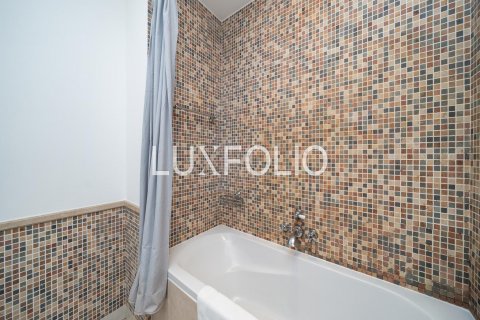 Apartamento en alquiler en Old Town, Dubai, EAU 2 dormitorios, 126 m2 № 628050 - foto 18