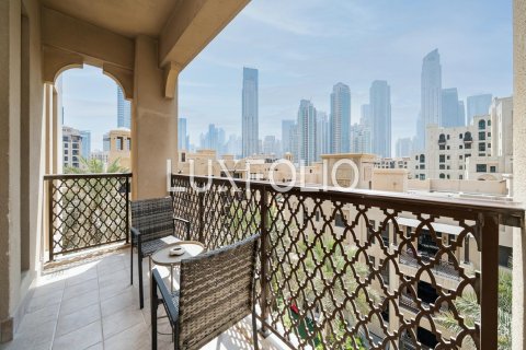 Apartamento en alquiler en Old Town, Dubai, EAU 2 dormitorios, 126 m2 № 628050 - foto 27