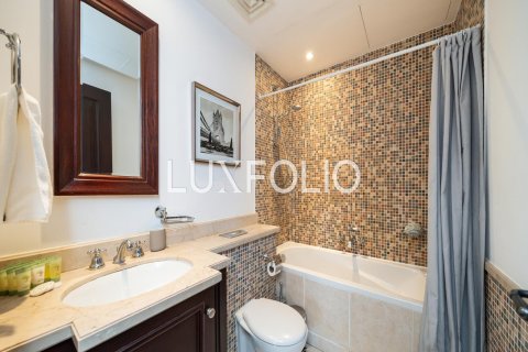 Apartamento en alquiler en Old Town, Dubai, EAU 2 dormitorios, 126 m2 № 628050 - foto 23