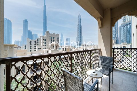 Apartamento en alquiler en Old Town, Dubai, EAU 2 dormitorios, 126 m2 № 628050 - foto 28