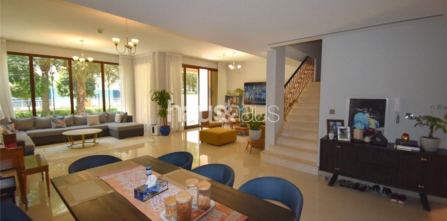 Rijtjeshuis in Jumeirah Islands, Dubai, VAE 4 slaapkamers, 337 vr.m. nr 626696