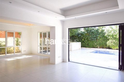 Vila di Meadows, Dubai, UAE 4 bilik tidur, 390 meter persegi № 626698 - foto 3