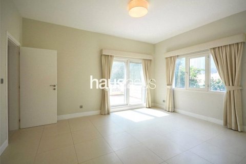 Vila di Meadows, Dubai, UAE 4 bilik tidur, 390 meter persegi № 626698 - foto 6