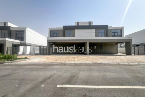 Вилла в Dubai South (Dubai World Central), Дубай, ОАЭ 5 спален, 390м2 № 626121