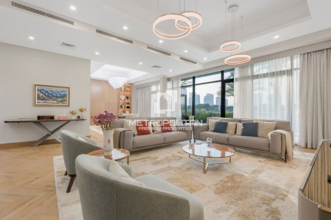 Villa til salg i DAMAC Hills (Akoya by DAMAC), Dubai, UAE 5 soveværelser, 467 kvm № 592146 - foto 4