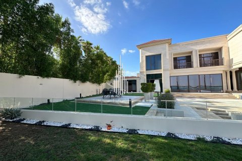 Villa in Saadiyat Island, Abu Dhabi, VAE 7 slaapkamers, 1440 vr.m. nr 535202
