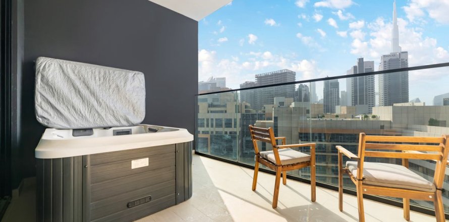 Apartment i Business Bay, Dubai, UAE 49.7 kvm № 632838