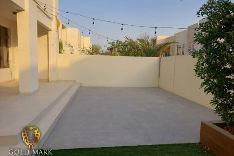 Villa til salg i Reem, Dubai, UAE 4 soveværelser, 237 kvm № 496122 - foto 4
