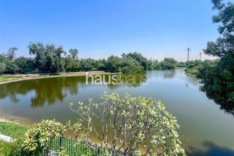 Üürile anda villa asukohaga Jumeirah Islands, Dubai, AÜE: 5 magamistoaga, 1002 m² Nr 626664 - pilt 6