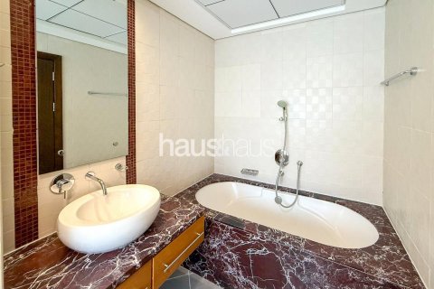 Apartment in Jumeirah Beach Residence, Dubai, UAE 4 bedrooms, 291 sq.m. № 626663 - photo 12