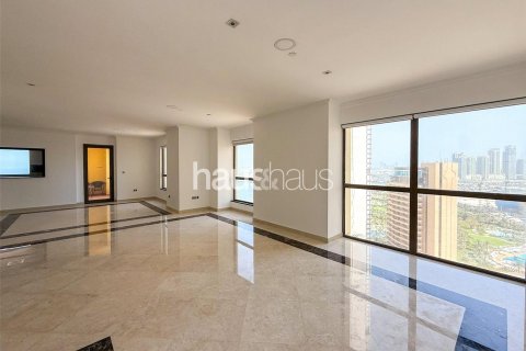 Apartment in Jumeirah Beach Residence, Dubai, UAE 4 bedrooms, 291 sq.m. № 626663 - photo 13