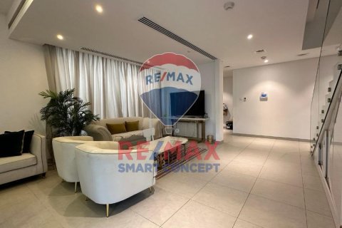 Vila u gradu Al Salam Street, Abu Dhabi, UAE 5 spavaće sobe, 244.4 m2 Br. 503153