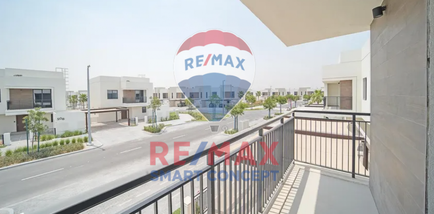 Villa sa Yas Island, Abu Dhabi, UAE 5 silid-tulugan, 384 sq.m. № 580453
