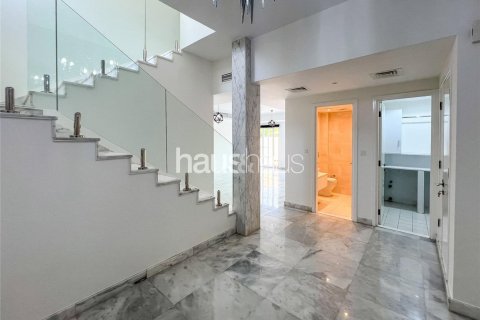 The Springs, Dubai, UAE의 임대용 빌라 침실 3개, 228제곱미터 번호 626410 - 사진 2