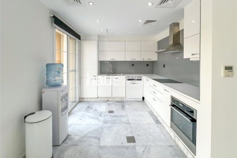 The Springs, Dubai, UAE의 임대용 빌라 침실 3개, 228제곱미터 번호 626410 - 사진 6