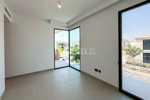 Villa in Tilal Al Ghaf, Dubai, UAE 5 bedrooms, 527 sq.m. № 626626 - photo 25