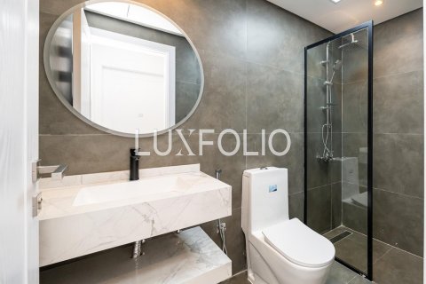 Appartamento in vendita a Dubai Marina, Dubai, EAU 2 camere da letto, 108 mq. № 627335 - foto 23