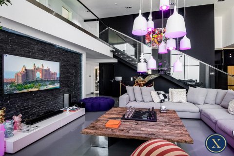 Dupleks në Jumeirah Beach Residence, Dubai, Emiratet e Bashkuara Arabe 3 dhoma gjumi, 180 m2. № 627320 - Foto 2