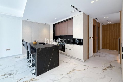 Adosado en Jumeirah Golf Estates, Dubai, EAU 3 dormitorios, 216 m² № 626590
