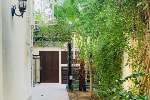 Al Salam Street, Abu Dhabi, संयुक्त अरब अमीरात में विला, 4 बेडरूम, 492.4 वर्ग मीटर, संख्या 451447 - फ़ोटो 6