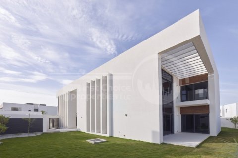 Villa on the Yas Island, Abu Dhabi, UAE 4 bedrooms, 453.5 sq.m. № 410406 - photo 3