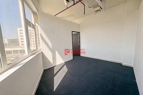 Üürile anda kontor asukohaga Dubai Investment Park, AÜE: 162 m² Nr 542176 - pilt 6