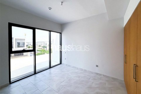Maison de ville à vendre à  Dubai Land, Dubai, EAU 4 chambres, 255 m2 № 625676 - photo 9