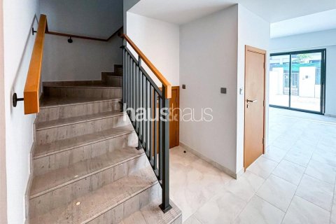 Maison de ville à vendre à  Dubai Land, Dubai, EAU 4 chambres, 255 m2 № 625676 - photo 7