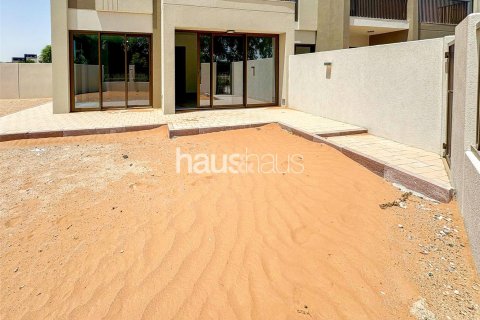 Városi lakóépület itt: Dubai Land, Dubai, EAE, 4 hálószoba, 214 m², azonosító: 625677 - fénykép 12