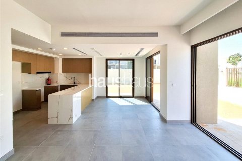 Városi lakóépület itt: Dubai Land, Dubai, EAE, 4 hálószoba, 214 m², azonosító: 625677 - fénykép 5