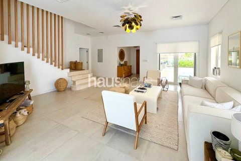 Vilă de vânzare în The Villa, Dubai, EAU 5 dormitoare, 362 mp. №625674 - poză 4